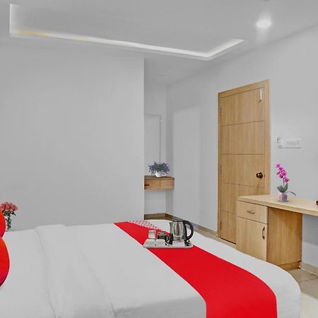 Oyo Flagship Hotel Bluemoon Warangal Eksteriør bilde