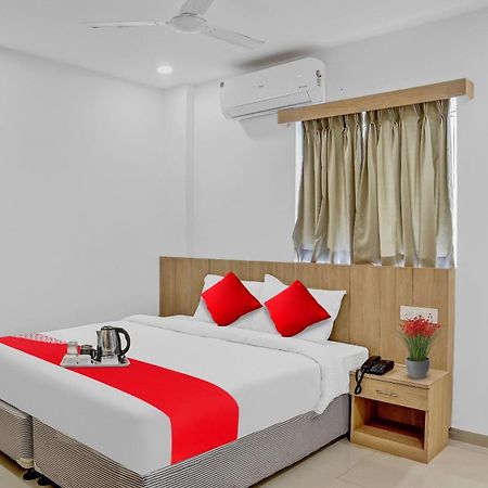 Oyo Flagship Hotel Bluemoon Warangal Eksteriør bilde