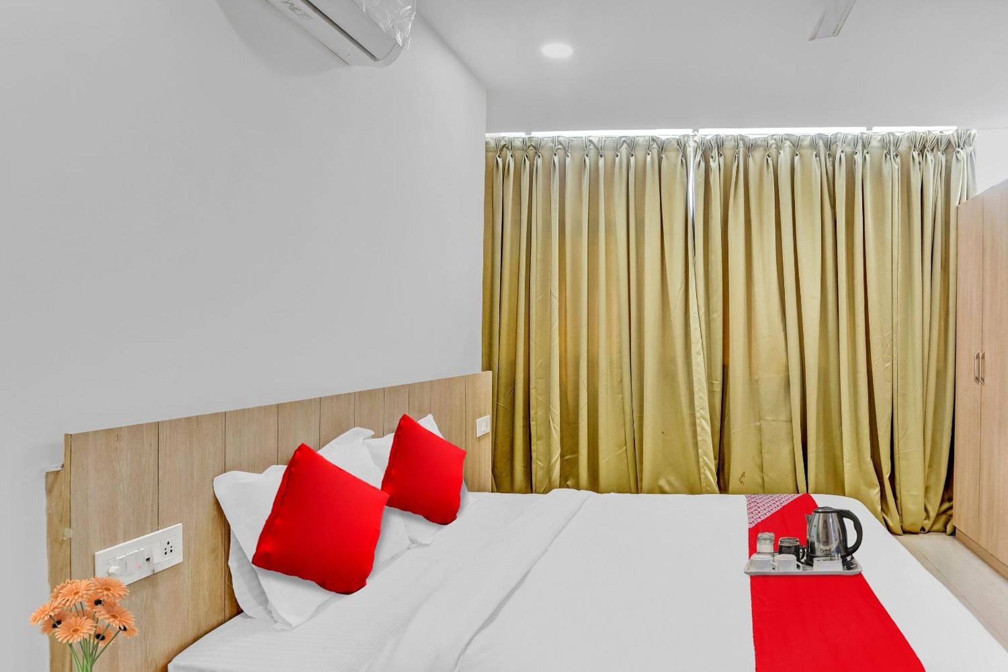 Oyo Flagship Hotel Bluemoon Warangal Eksteriør bilde